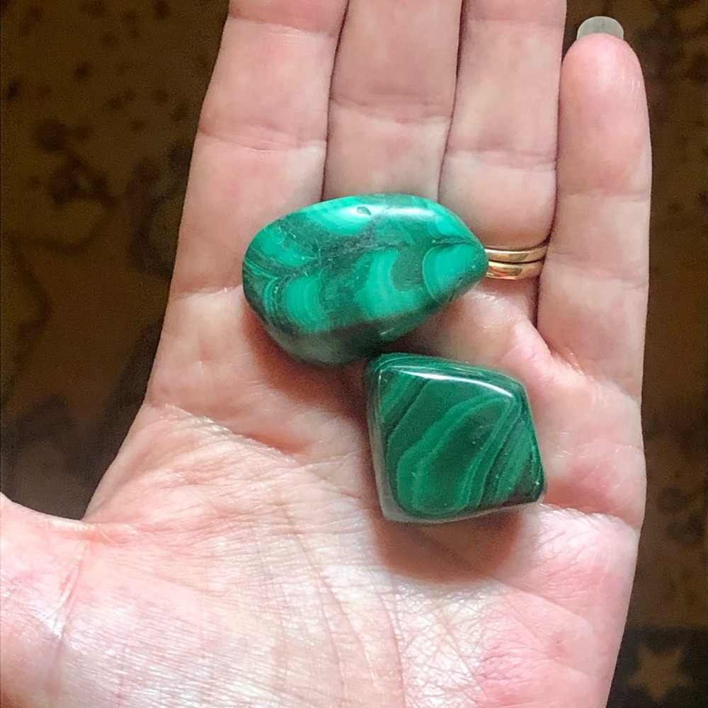 Malachite tumbles
